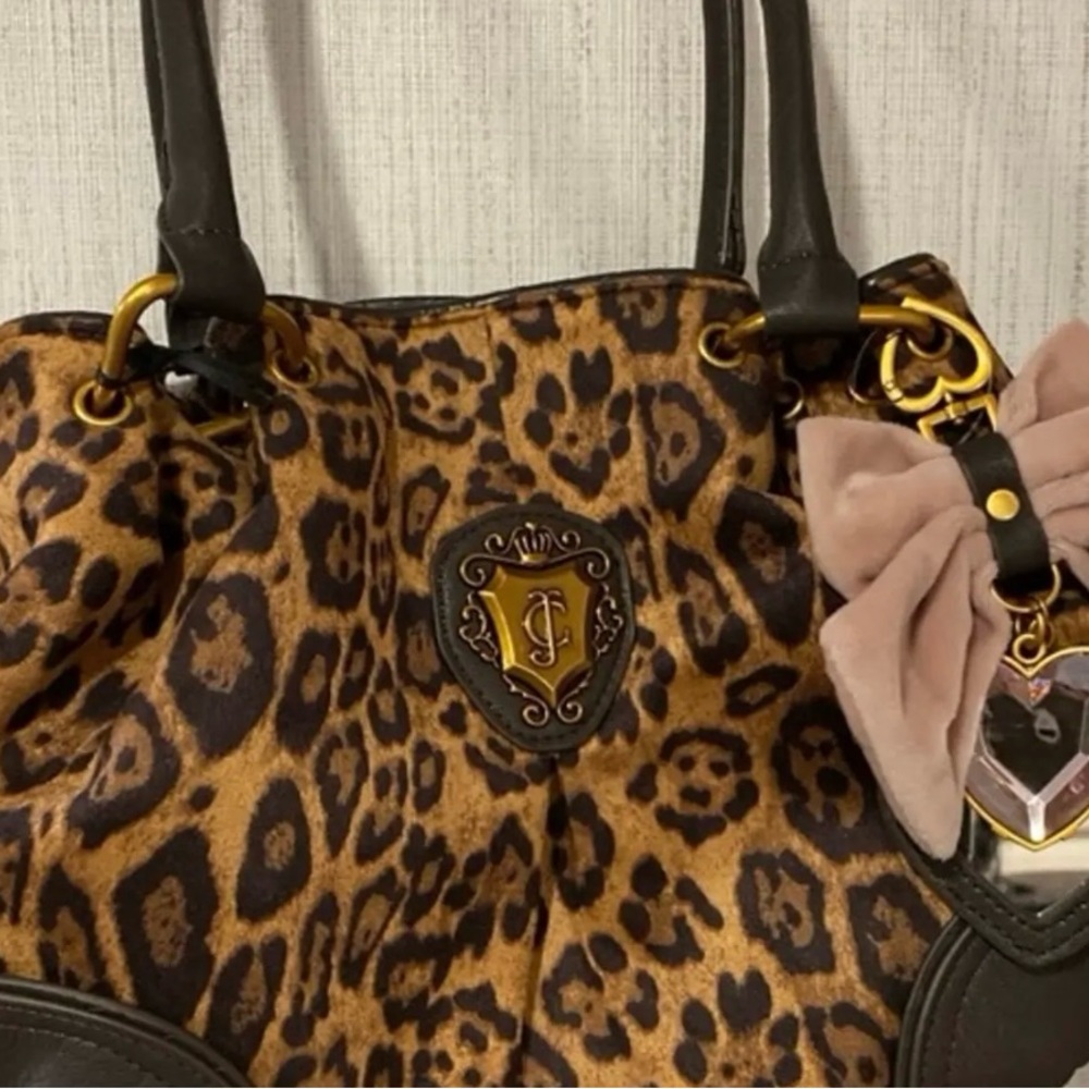 RARE HARD TO FIND VIRAL ROMANCE JUICY COUTURE HOBO NEW WITH TAGS